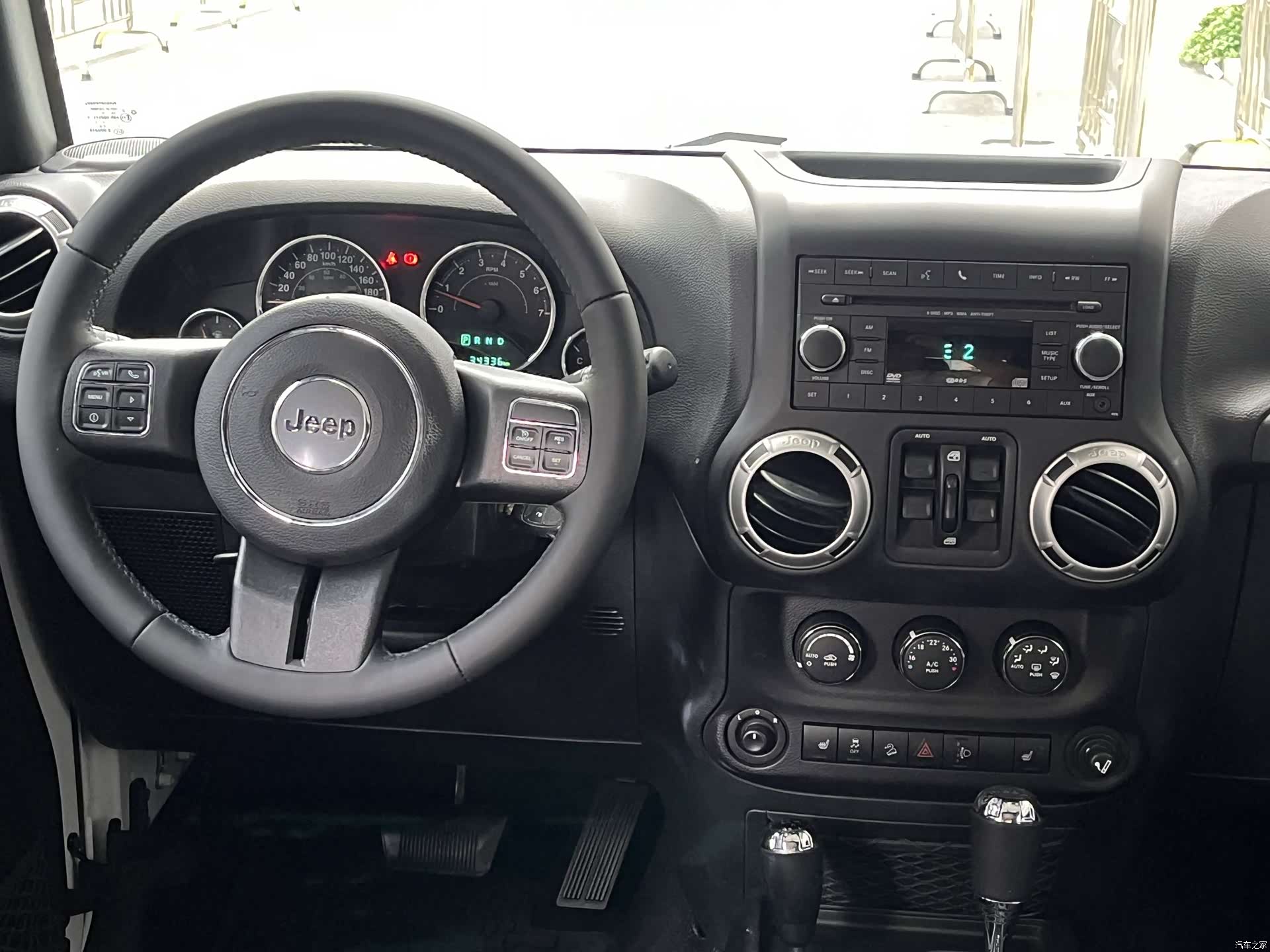 Jeep Wrangler, 2016 10