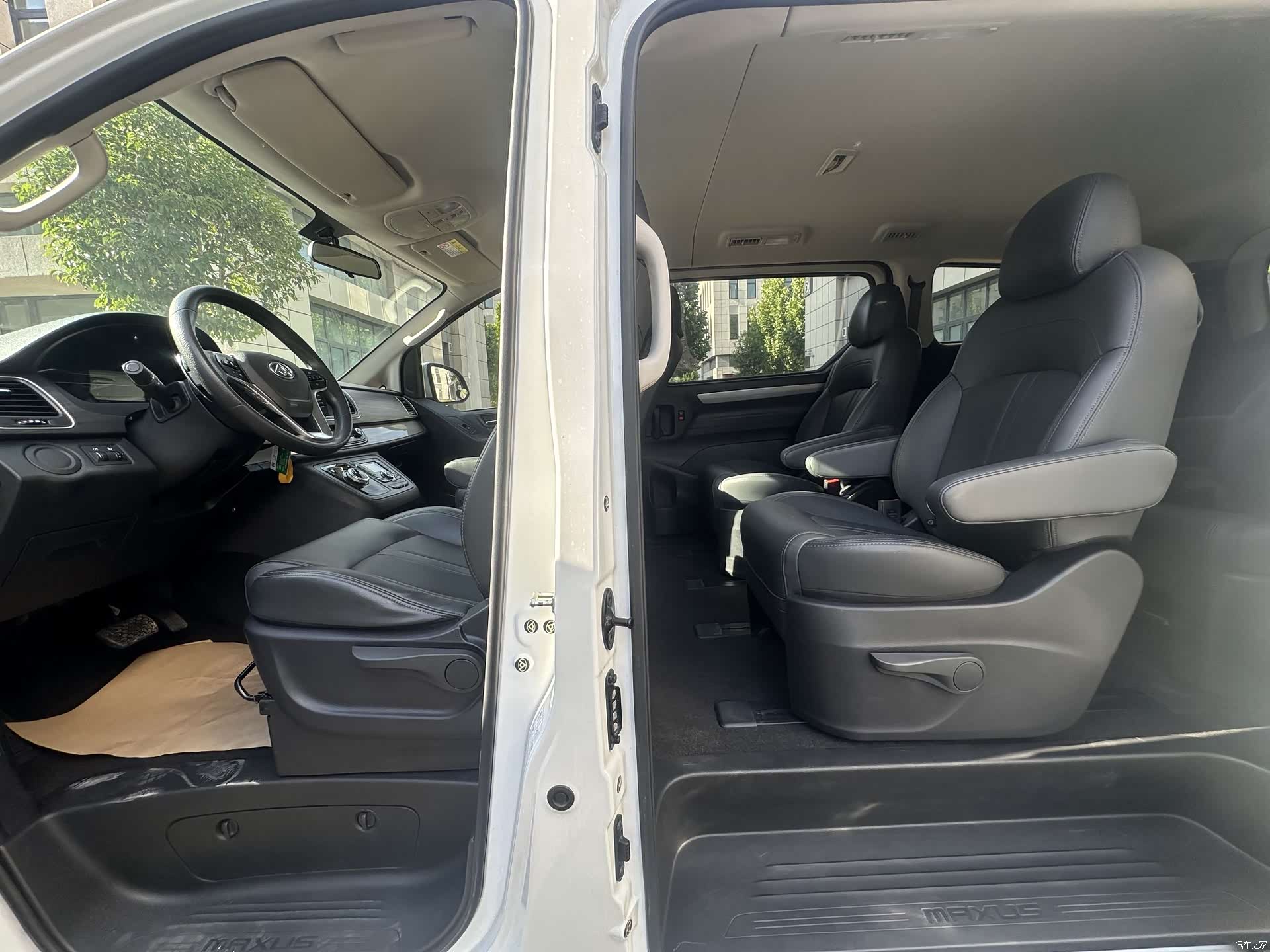 Maxus G10, 2022 16