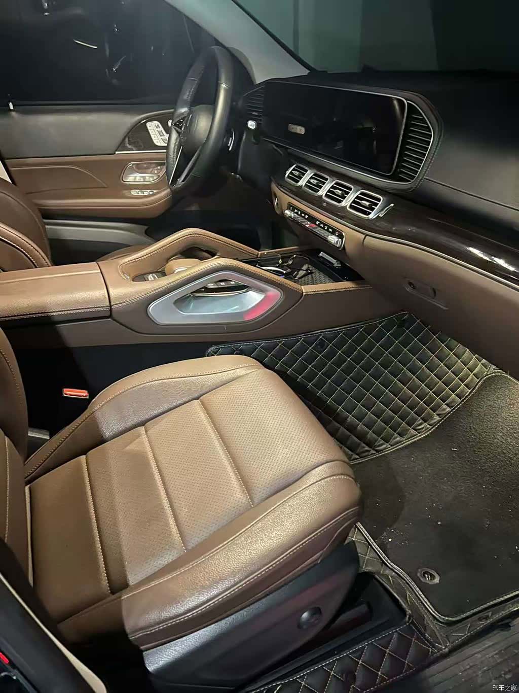 Mercedes-Benz GLE, 2024 6