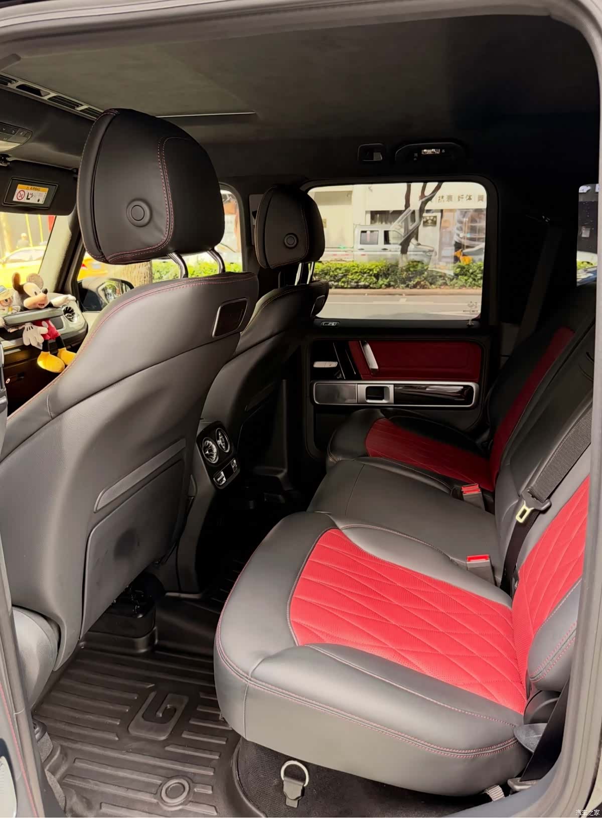 Mercedes-Benz G-Class, 2024 все фото