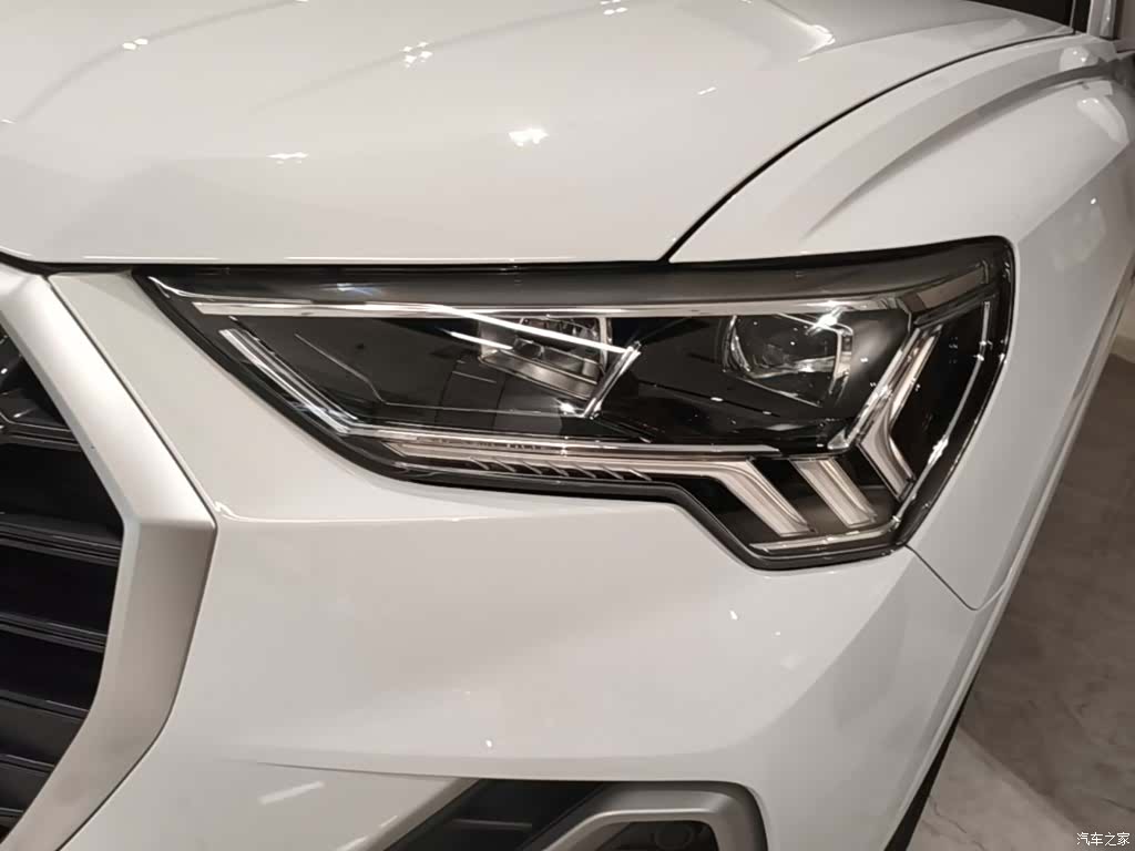 Audi Q3, 2022 24