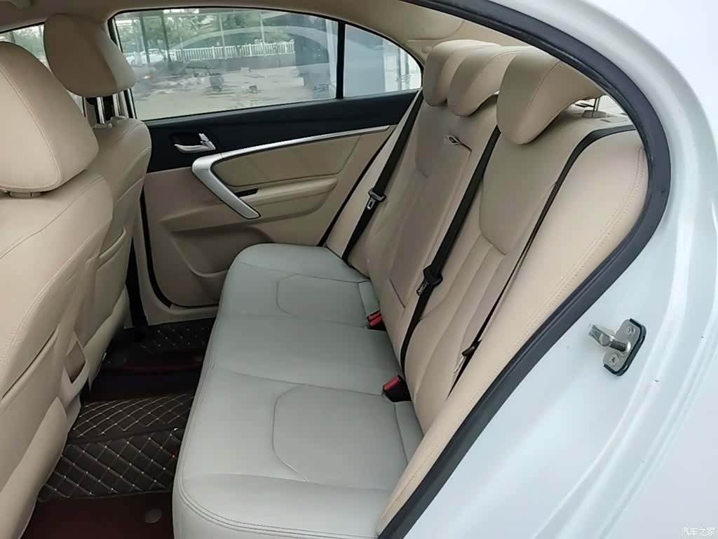 Geely Emgrand, 2017 17