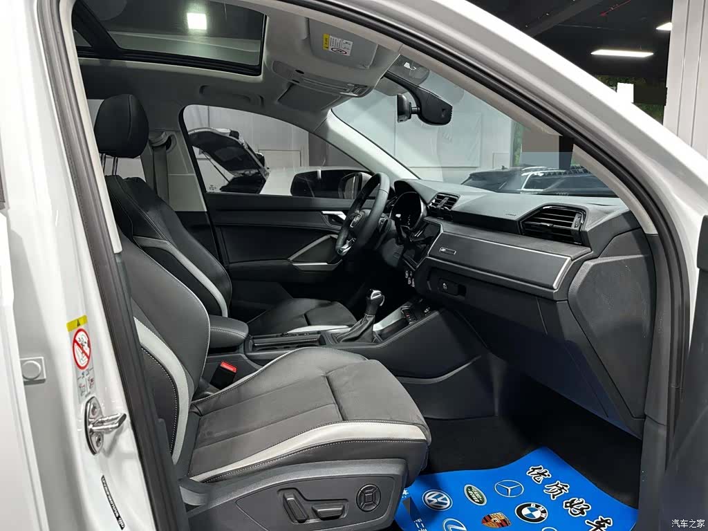 Audi Q3, 2022 12