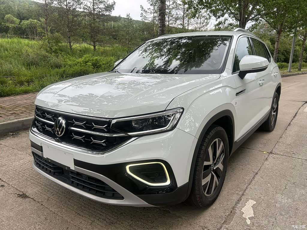 Volkswagen Tayron, 2023 1