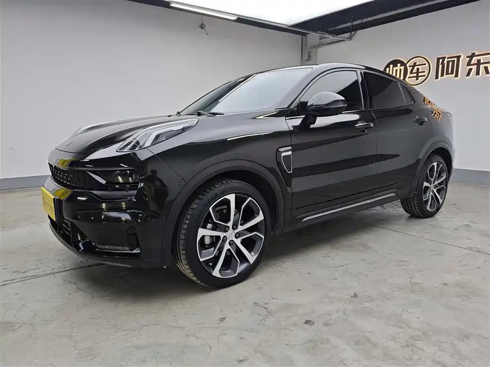 Lynk & Co 05