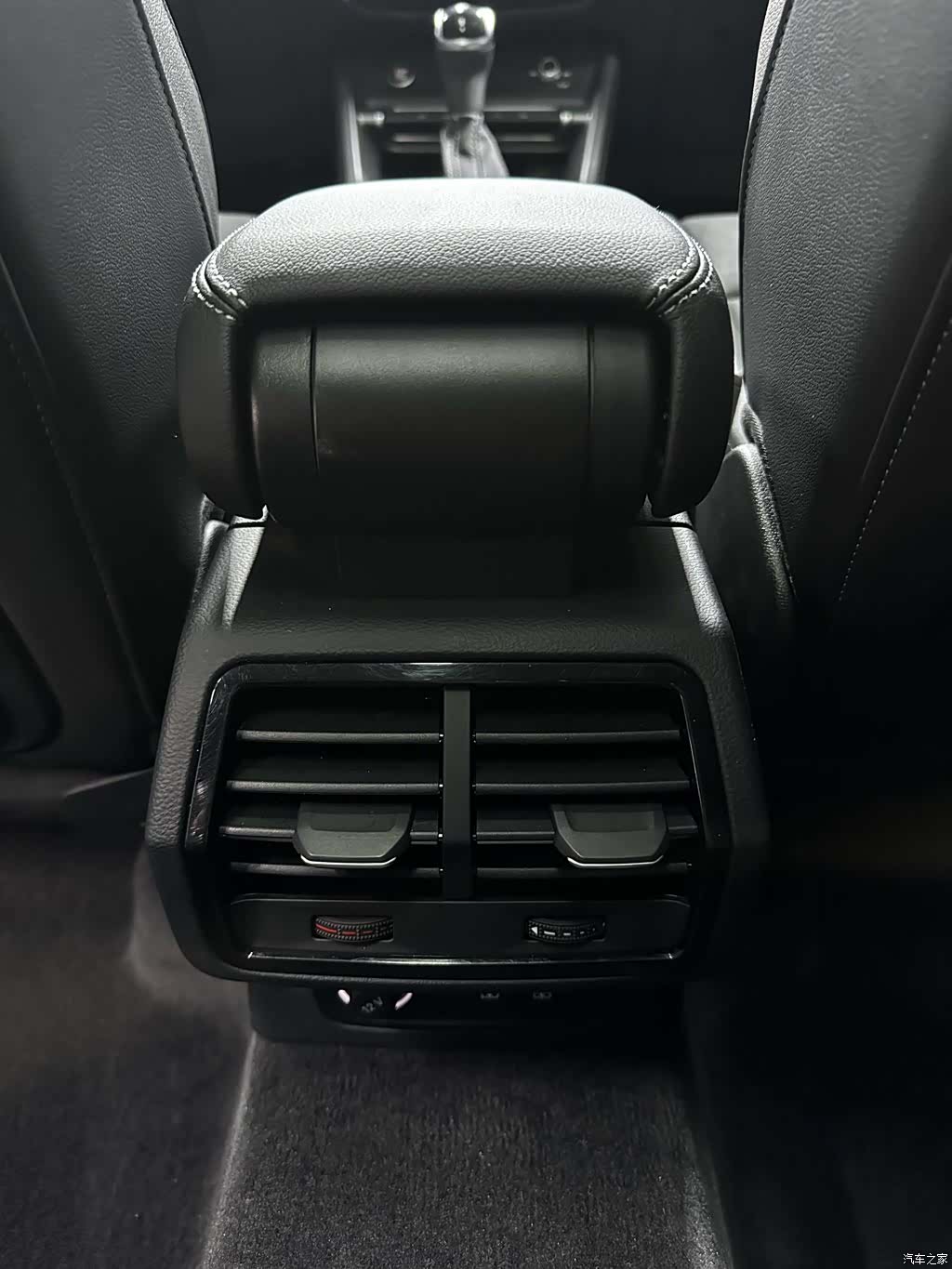 Audi Q3, 2022 16