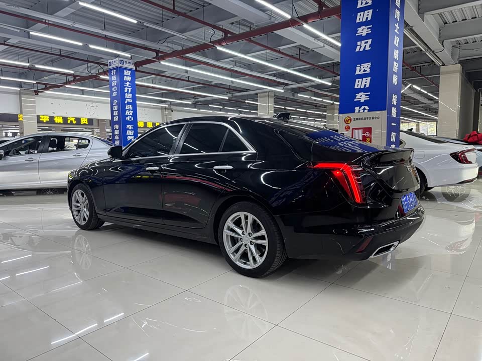 Cadillac CT4