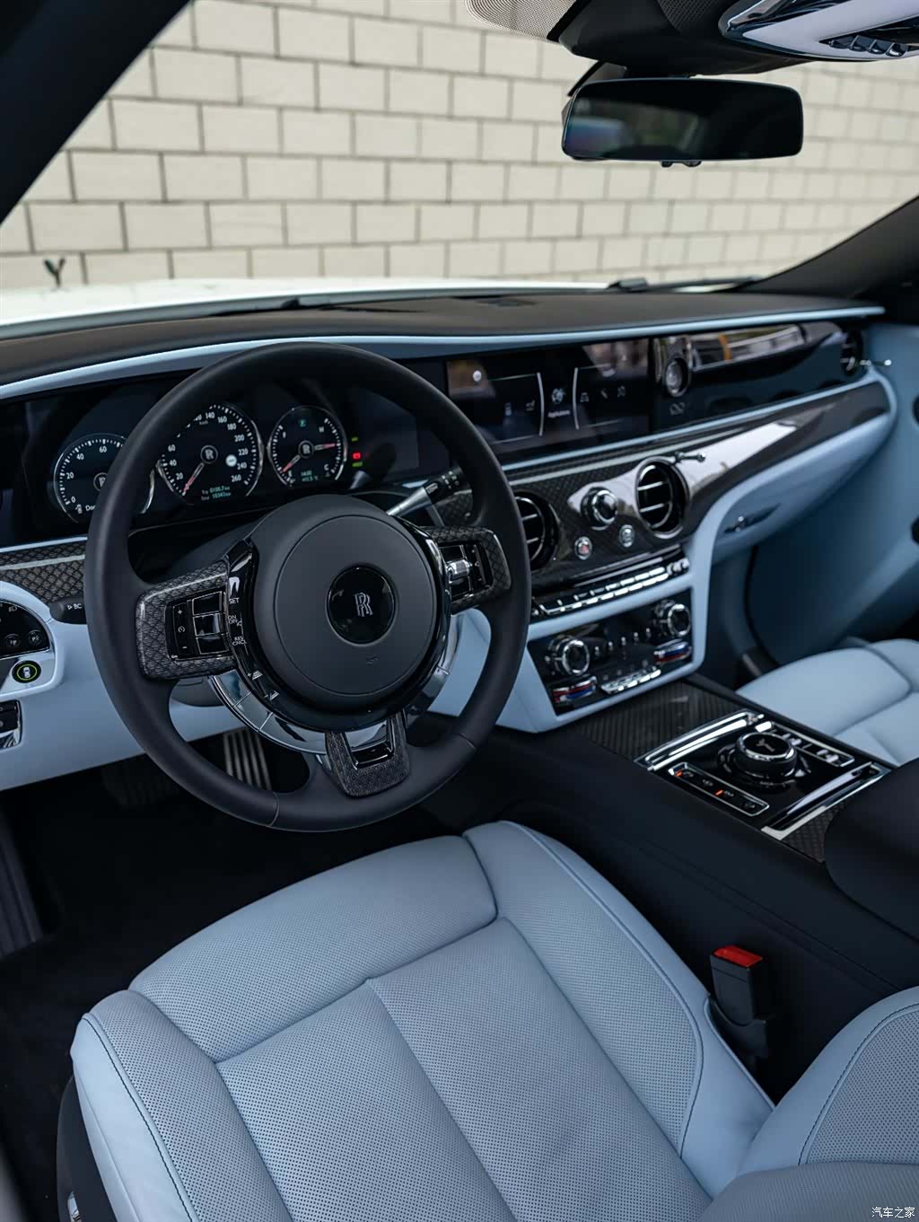 Rolls-Royce Ghost, 2023 11