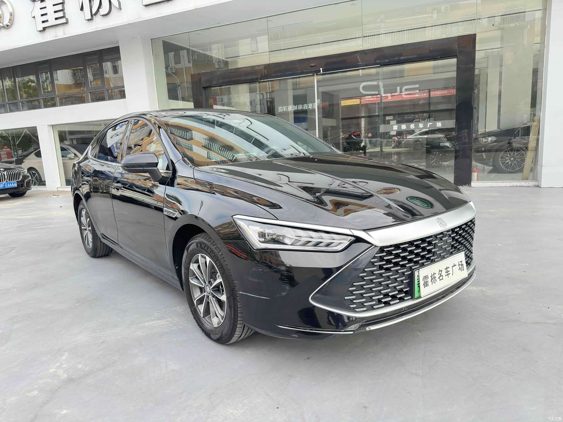 BYD Qin, 2023 все фото