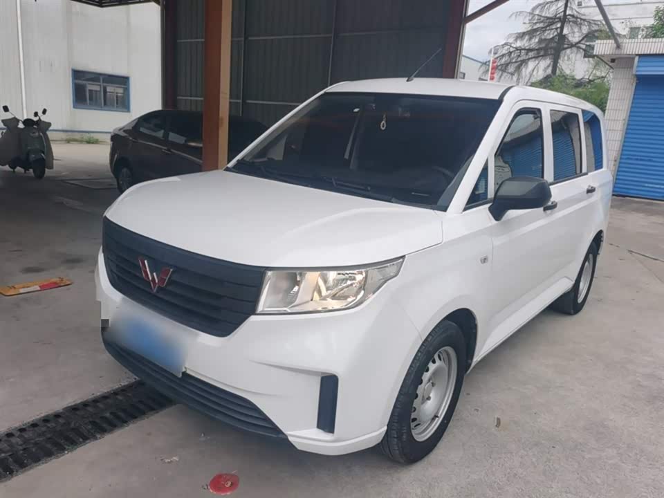 Wuling Wuling Hongguang PLUS