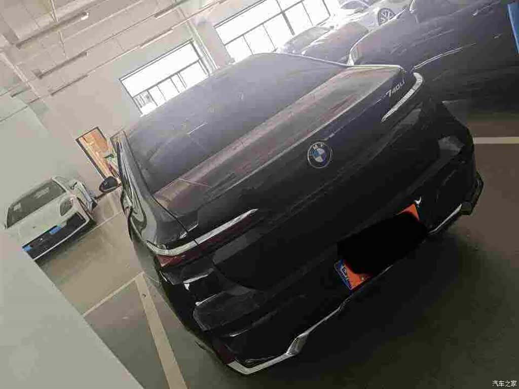BMW 7 Series, 2025 4