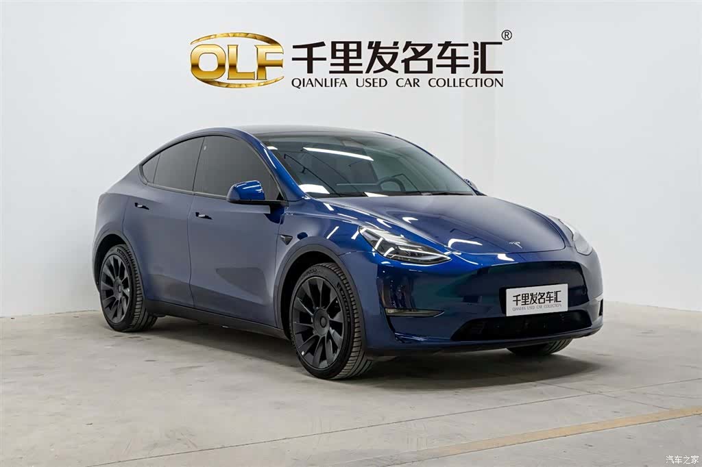 Tesla Model Y, 2022 3