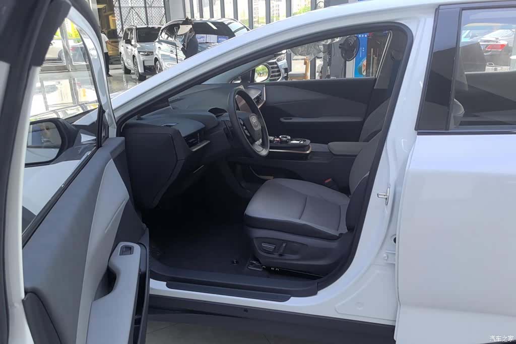 Toyota bZ3, 2026 9