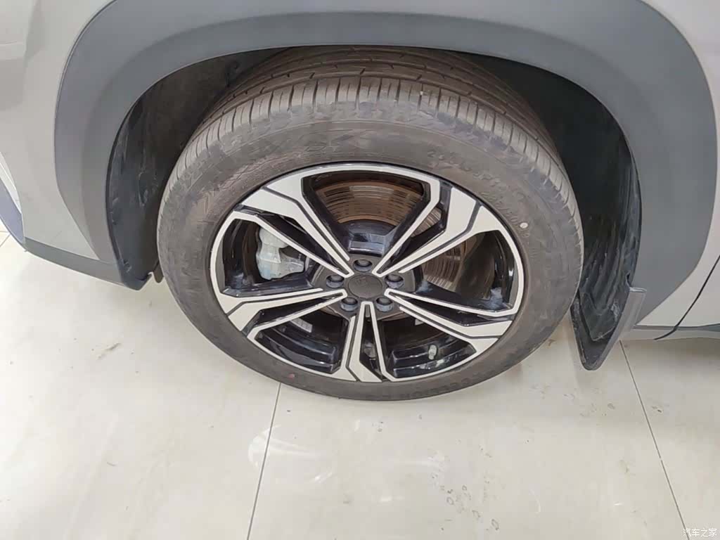 Geely Galaxy L7, 2025 25