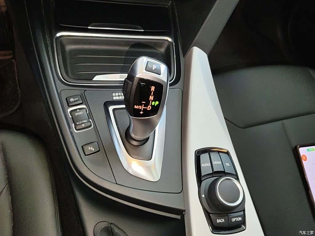 BMW 3 Series, 2015 14