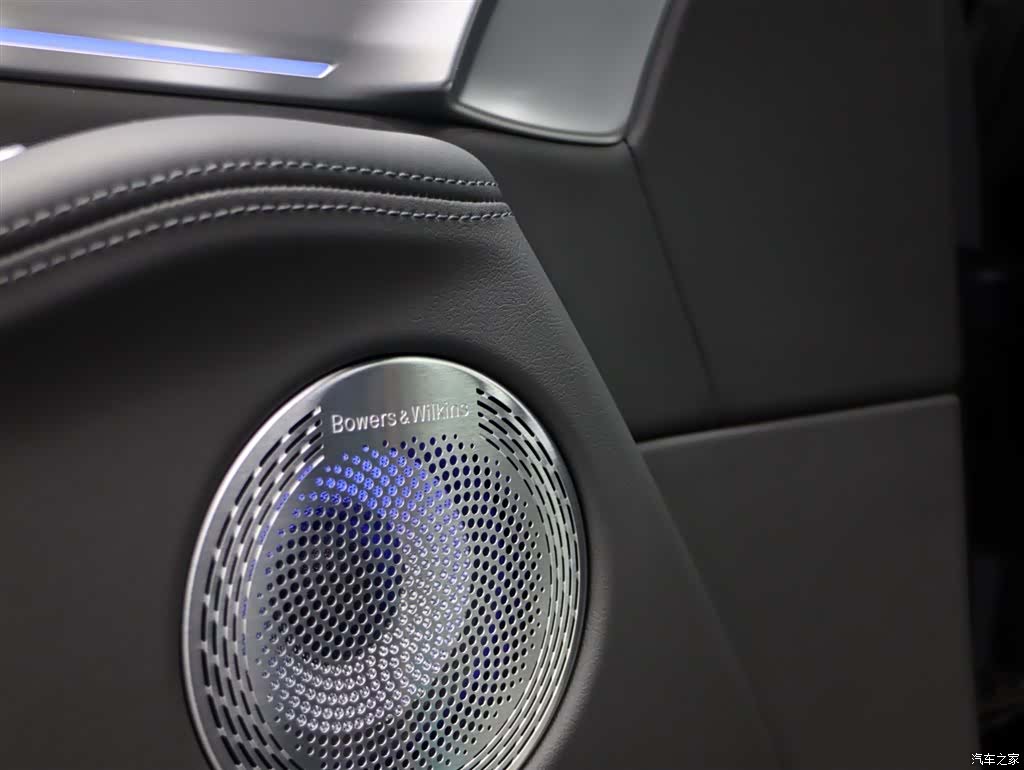 BMW XM, 2024 7