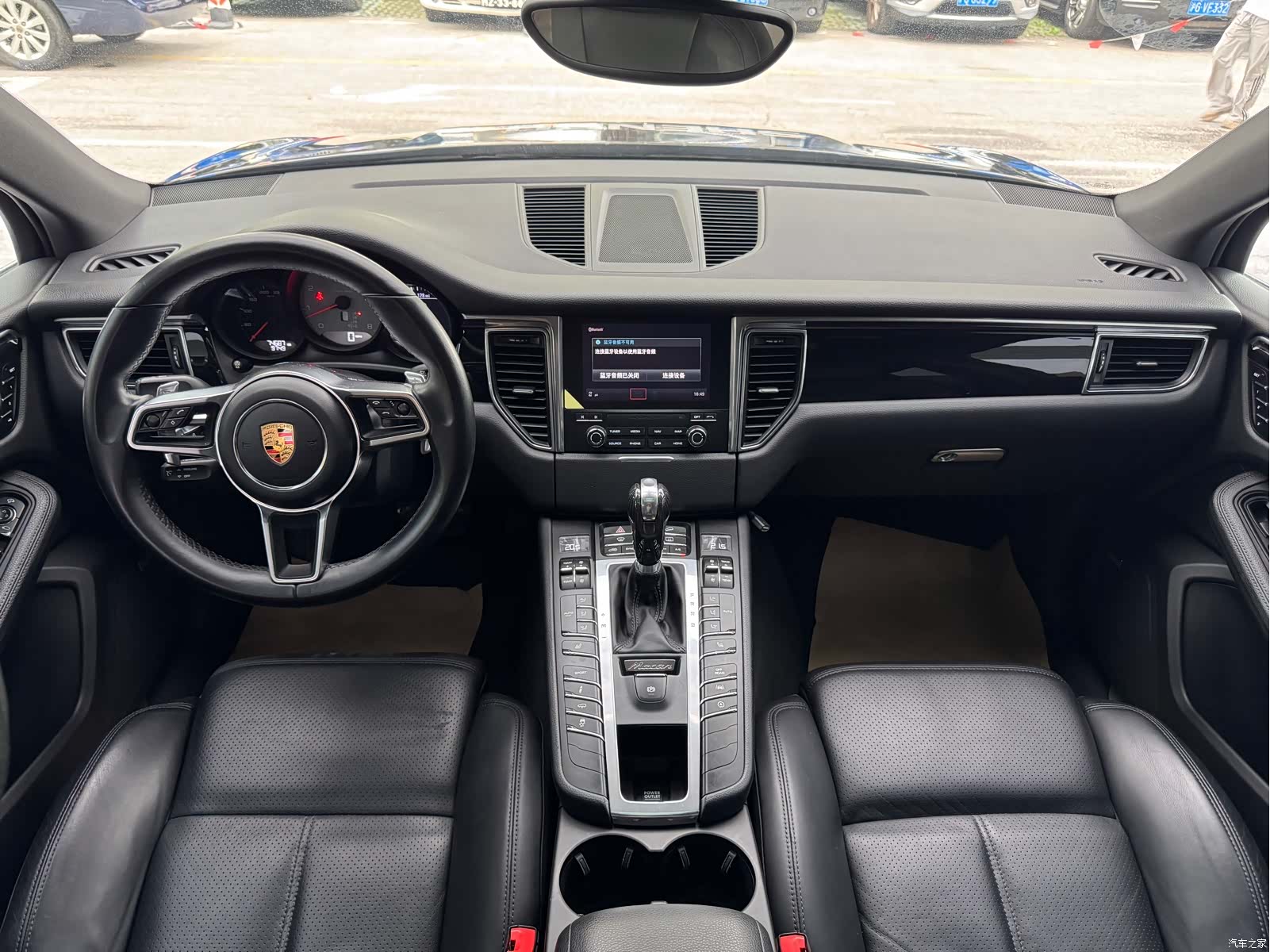 Porsche Macan, 2016 все фото