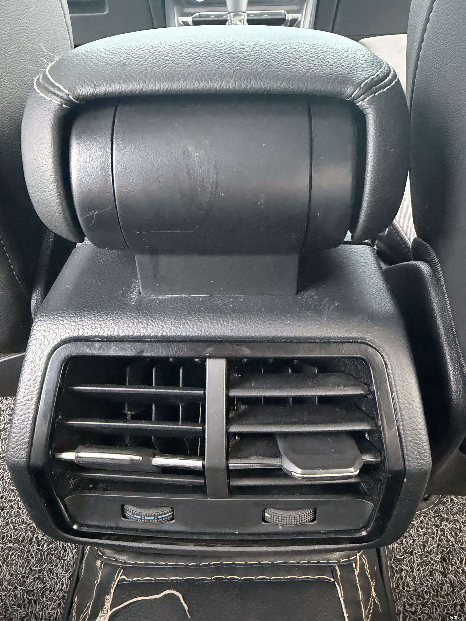 Audi Q3, 2023 28