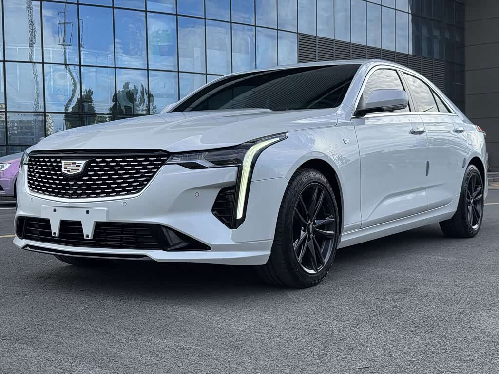 Cadillac CT4