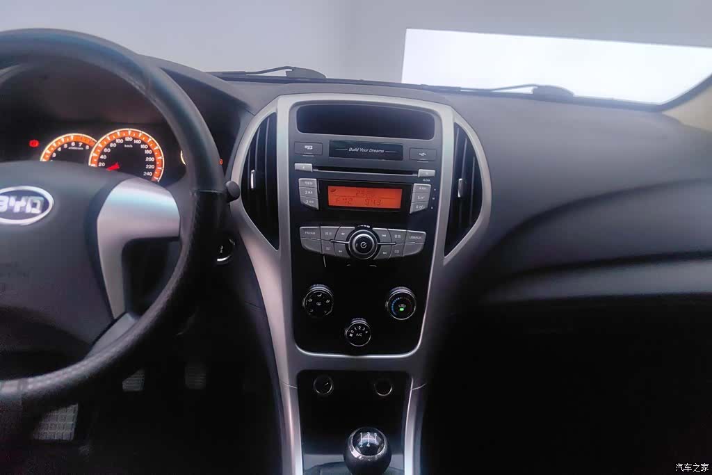 BYD F3, 2018 13