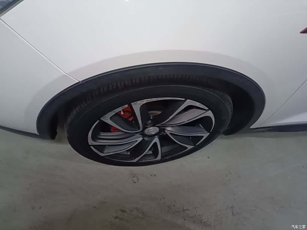 Geely Emgrand, 2018 23