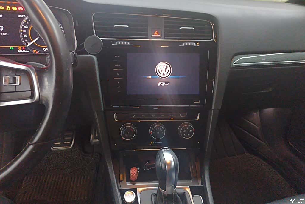 Volkswagen Golf, 2020 13