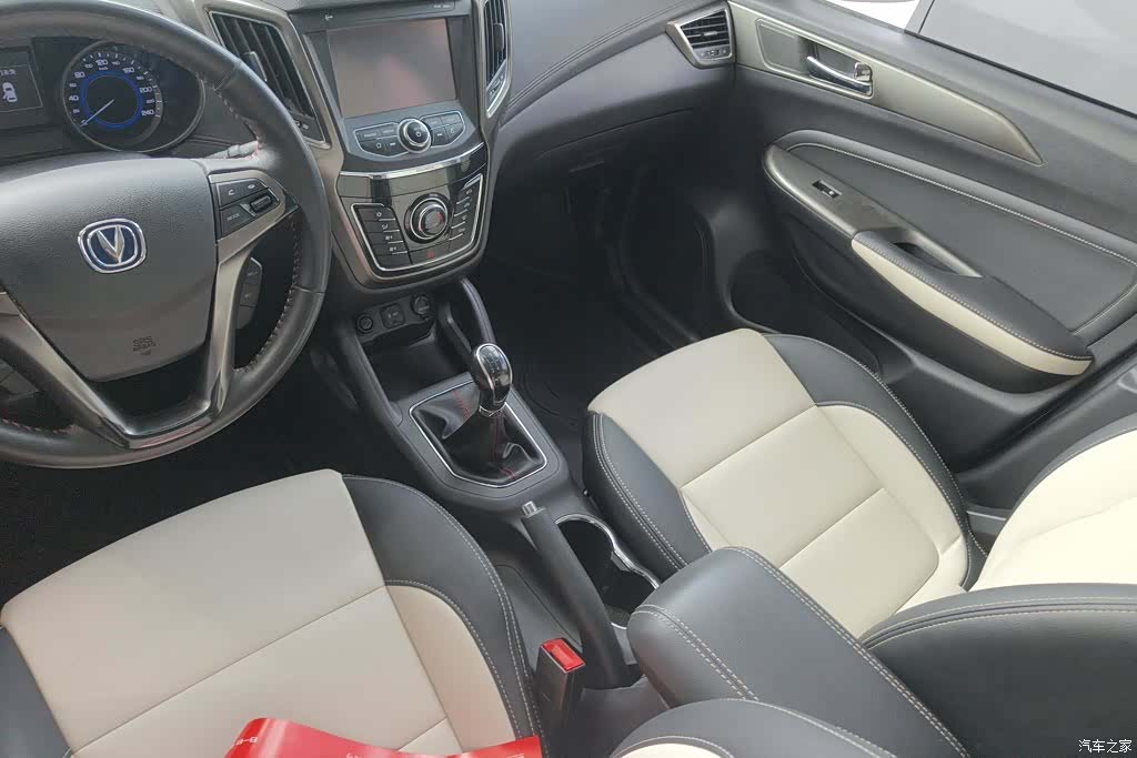Changan CS35, 2017 12
