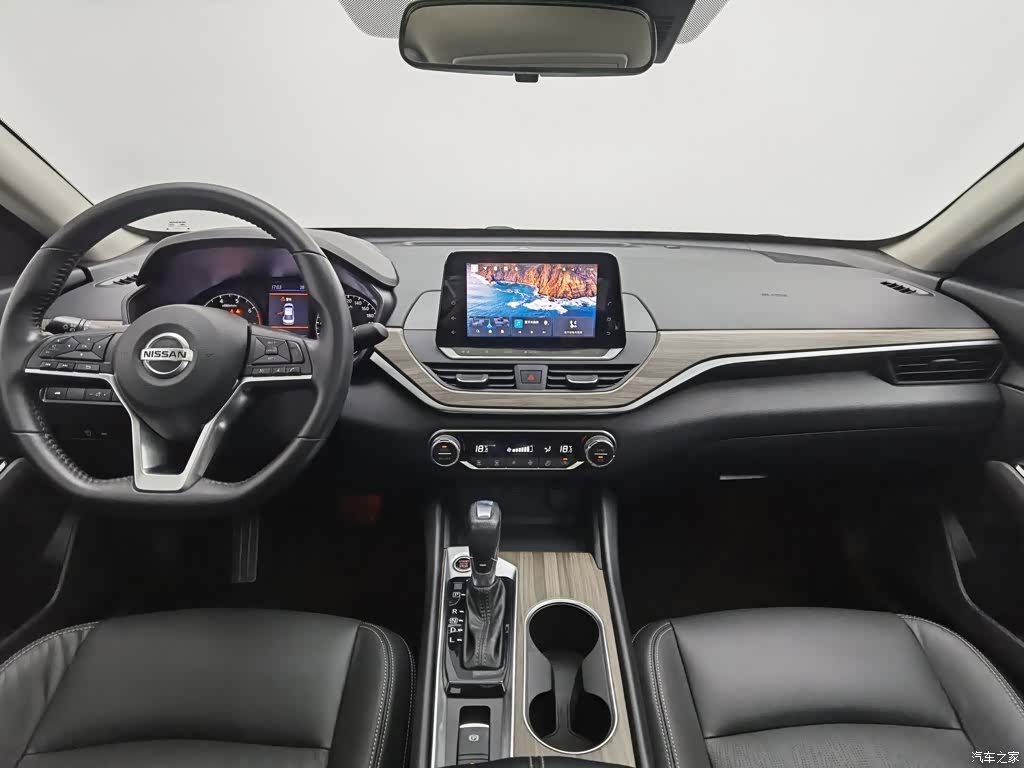 Nissan Teana, 2020 все фото