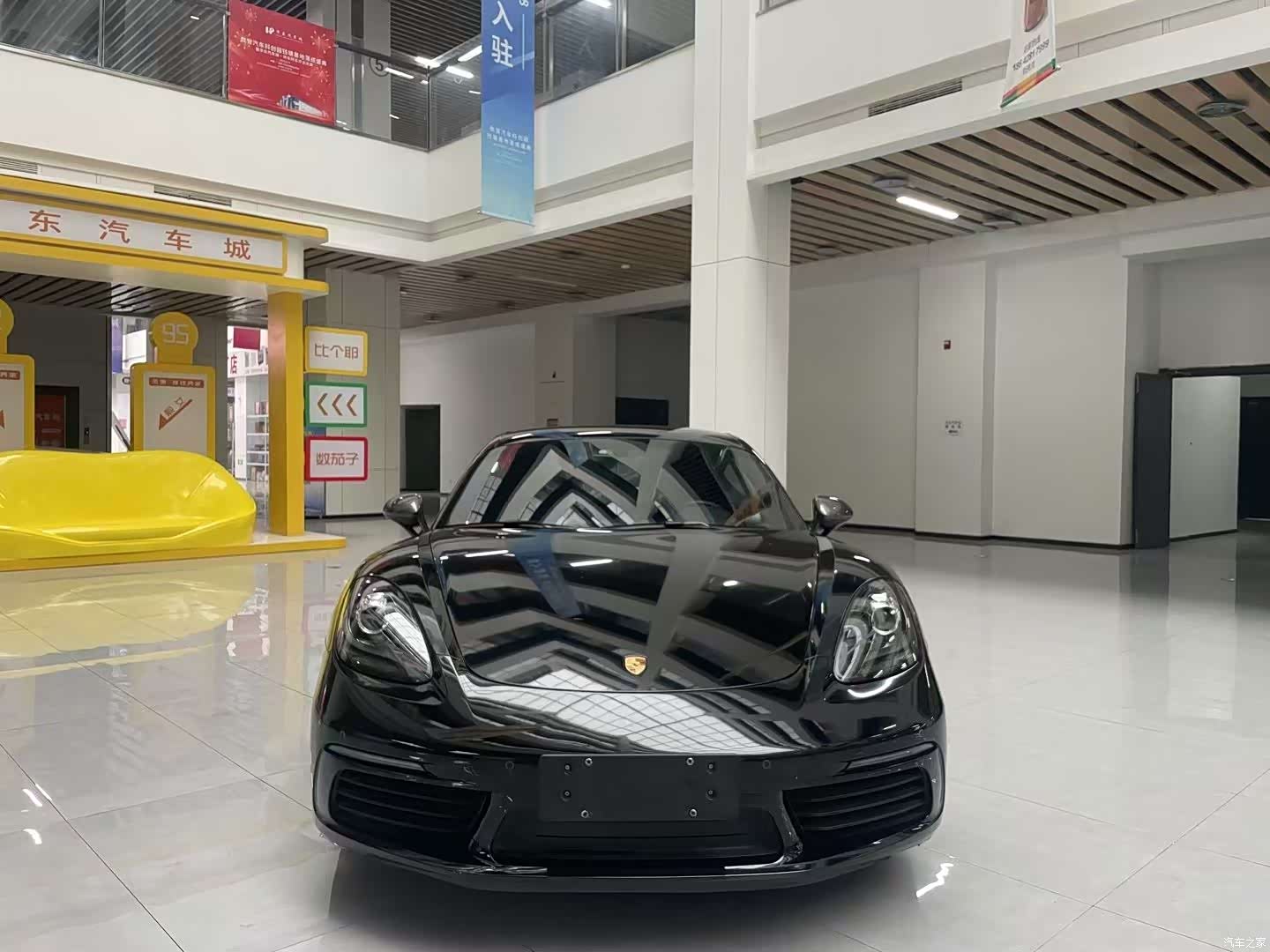 Porsche Cayman, 2020 2