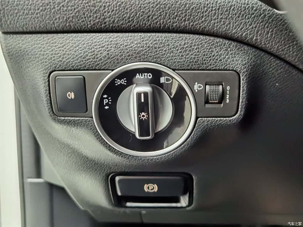 Mercedes-Benz GLA, 2017 21