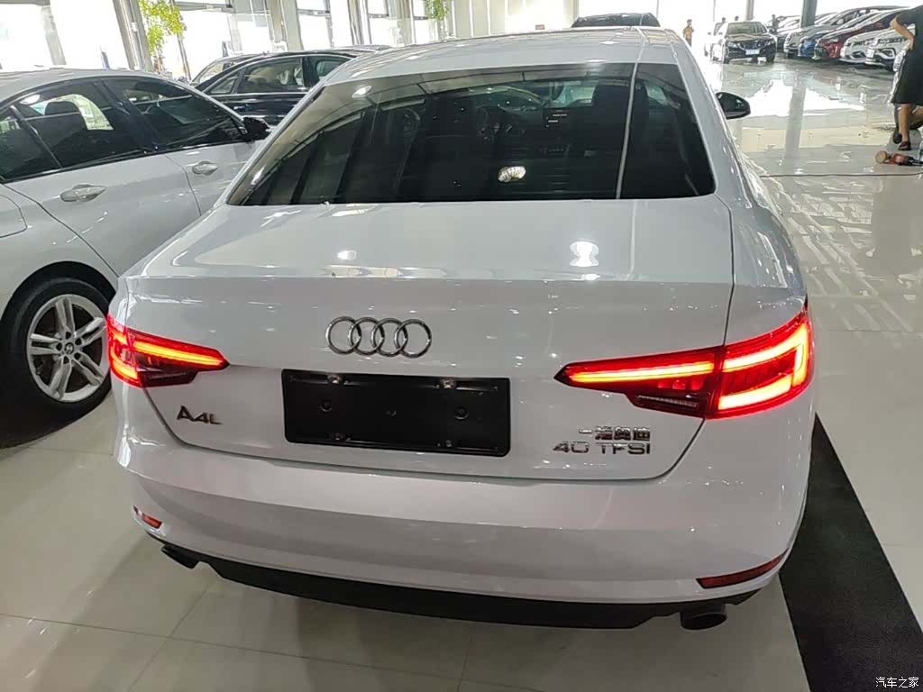 Audi A4L, 2017 6