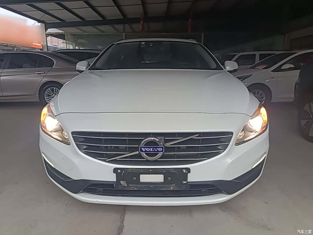 Volvo V60, 2016 3