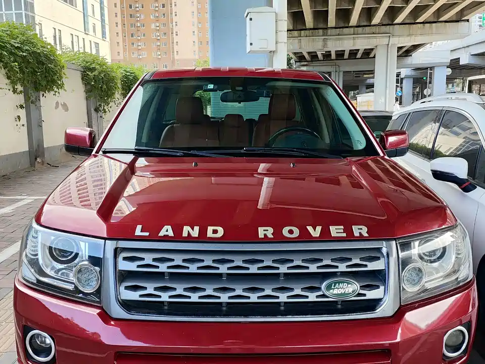 Land Rover Freelander 2