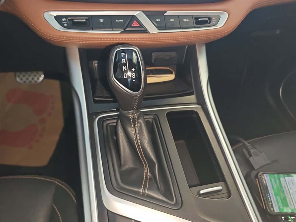 Geely X6, 2018 14