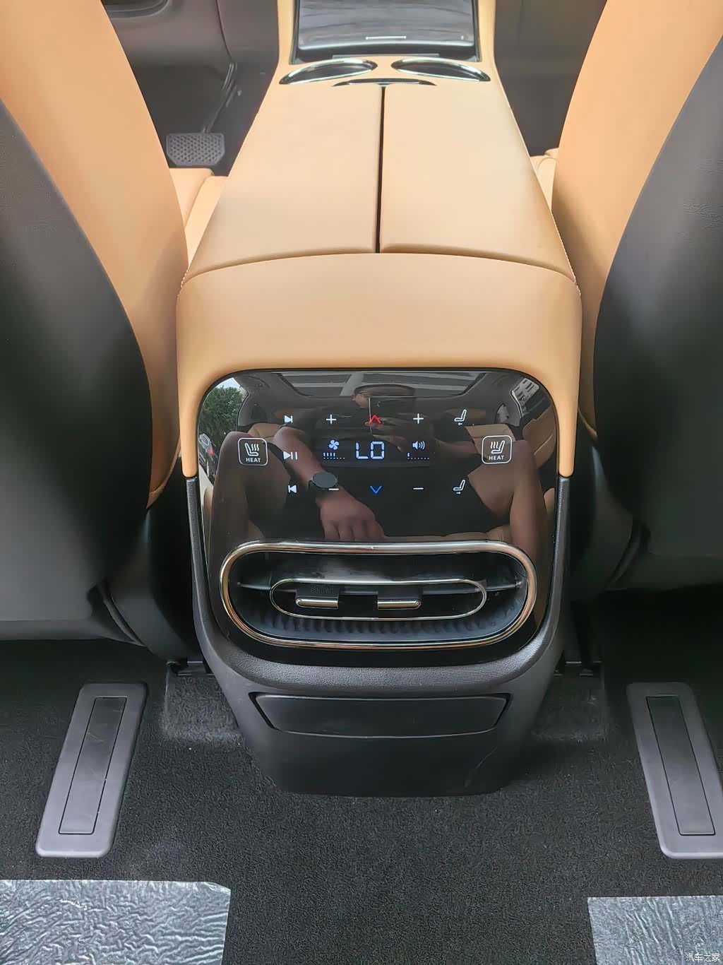 Leapmotor C11, 2024 11