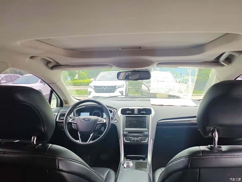 Ford Mondeo, 2017 12