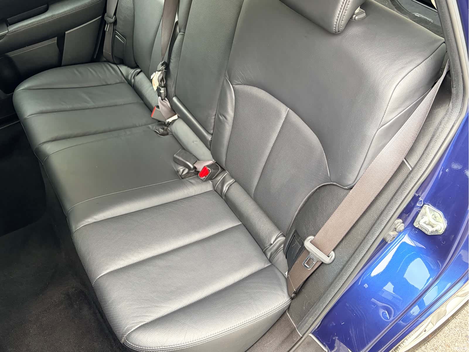 Subaru Legacy, 2010 13