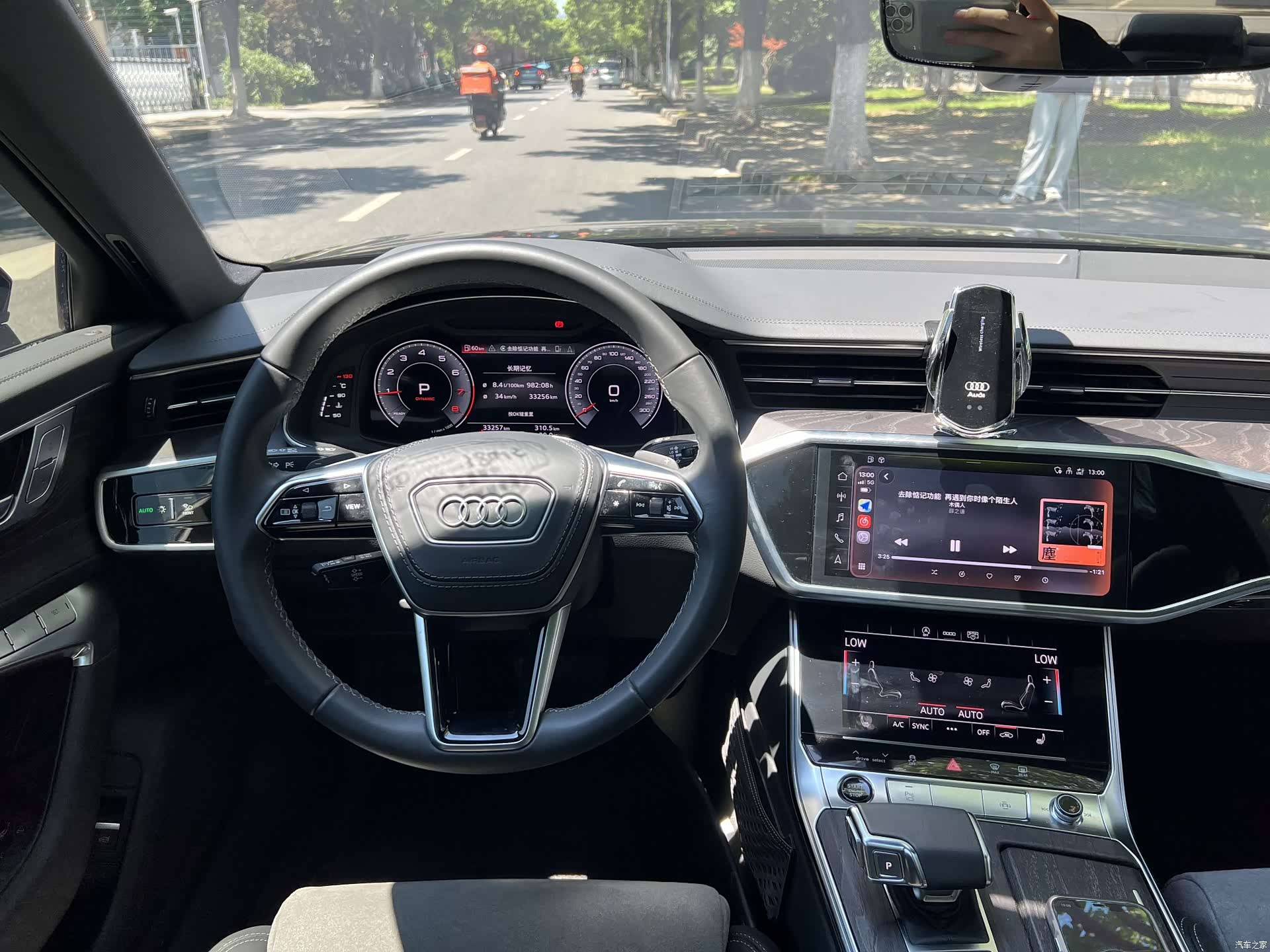 Audi A6L, 2023 все фото