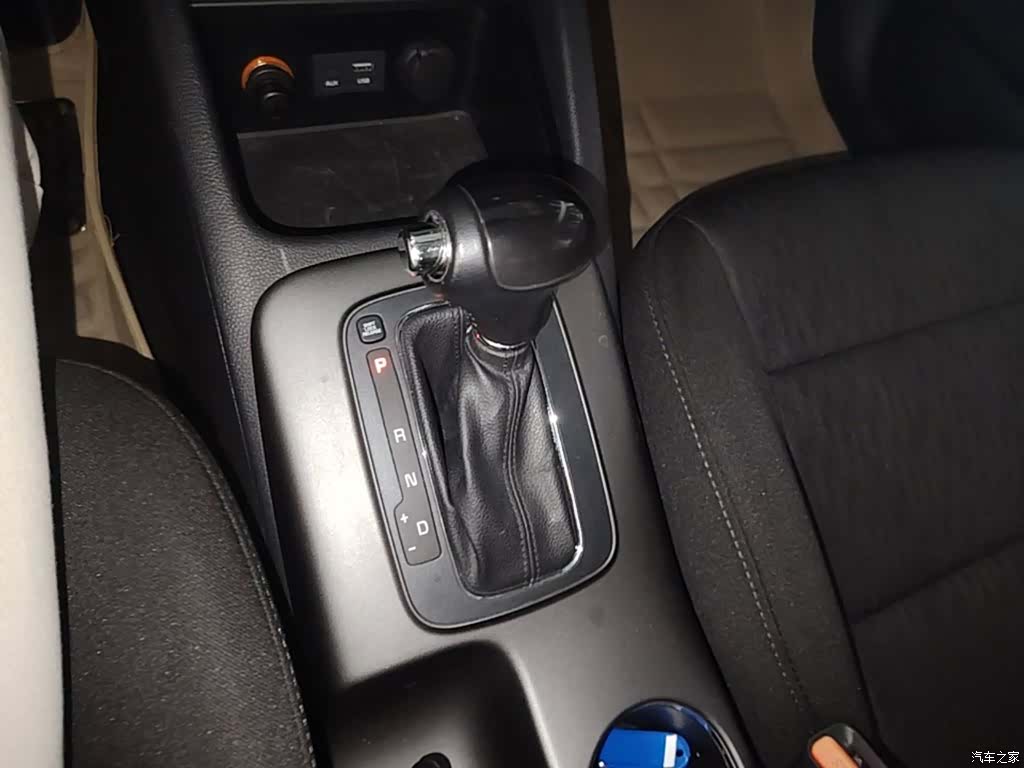 Kia K3, 2015 14