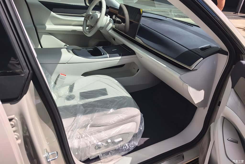 Buick L7, 2026 8