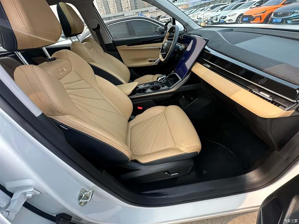 Geely Boyue, 2024 13