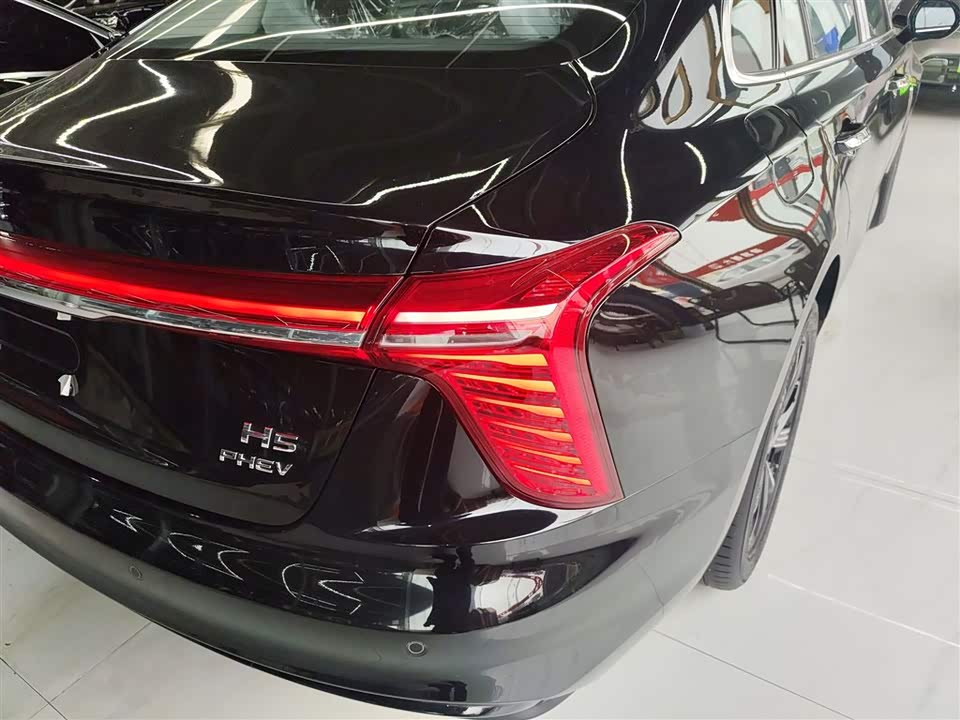 Hongqi H5 PHEV