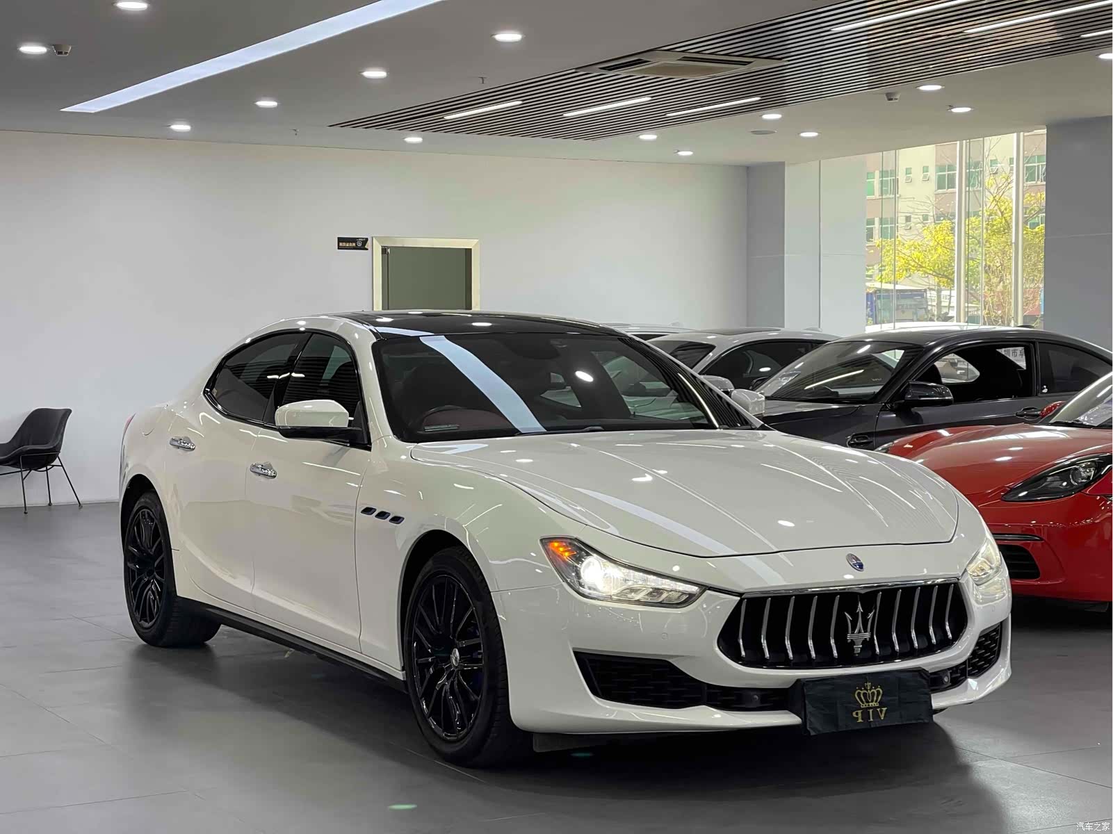 Maserati Ghibli, 2022 3
