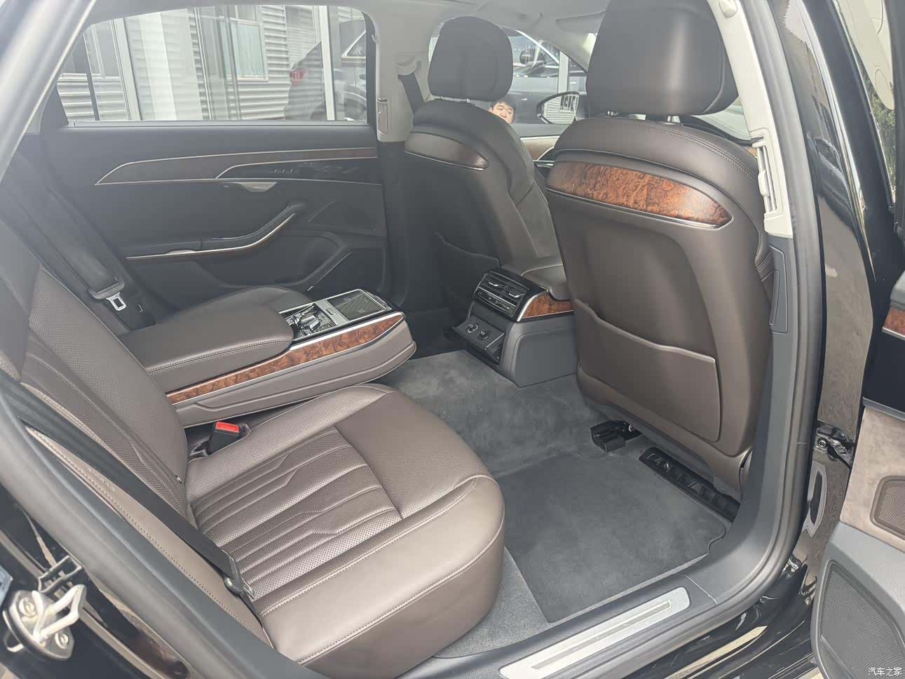 Audi A8L, 2020 23