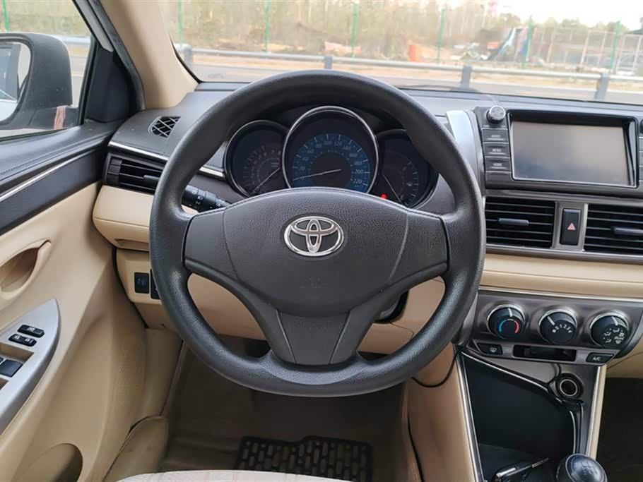 Toyota YARiS L Zhixuan