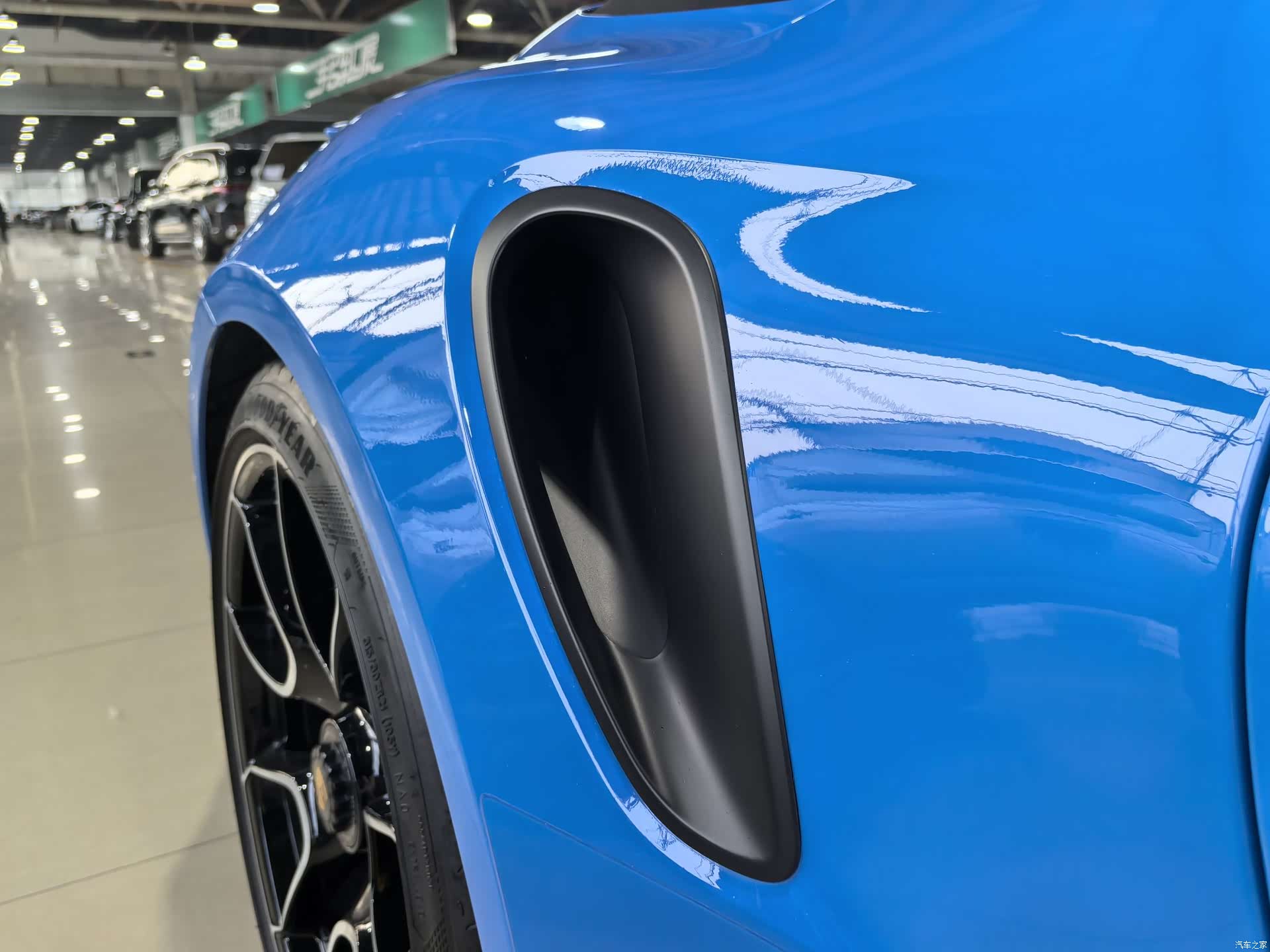 Porsche 911, 2025 15