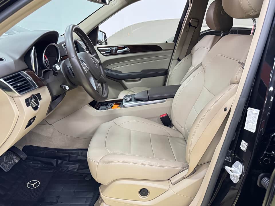 Mercedes-Benz M class