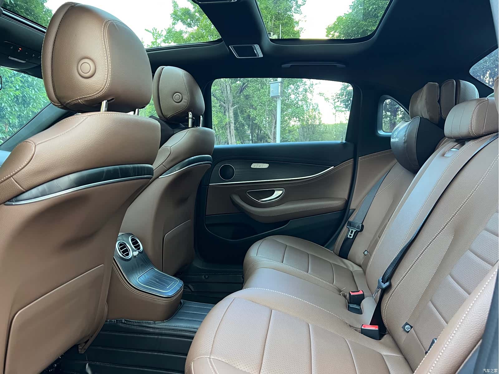 Mercedes-Benz E-Class, 2021 все фото