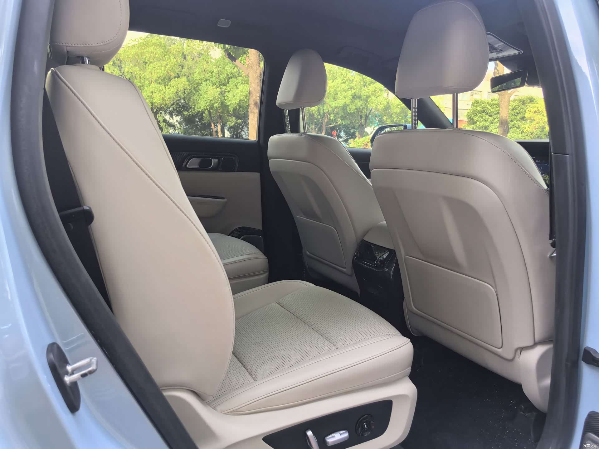 Li Auto ONE, 2021 15