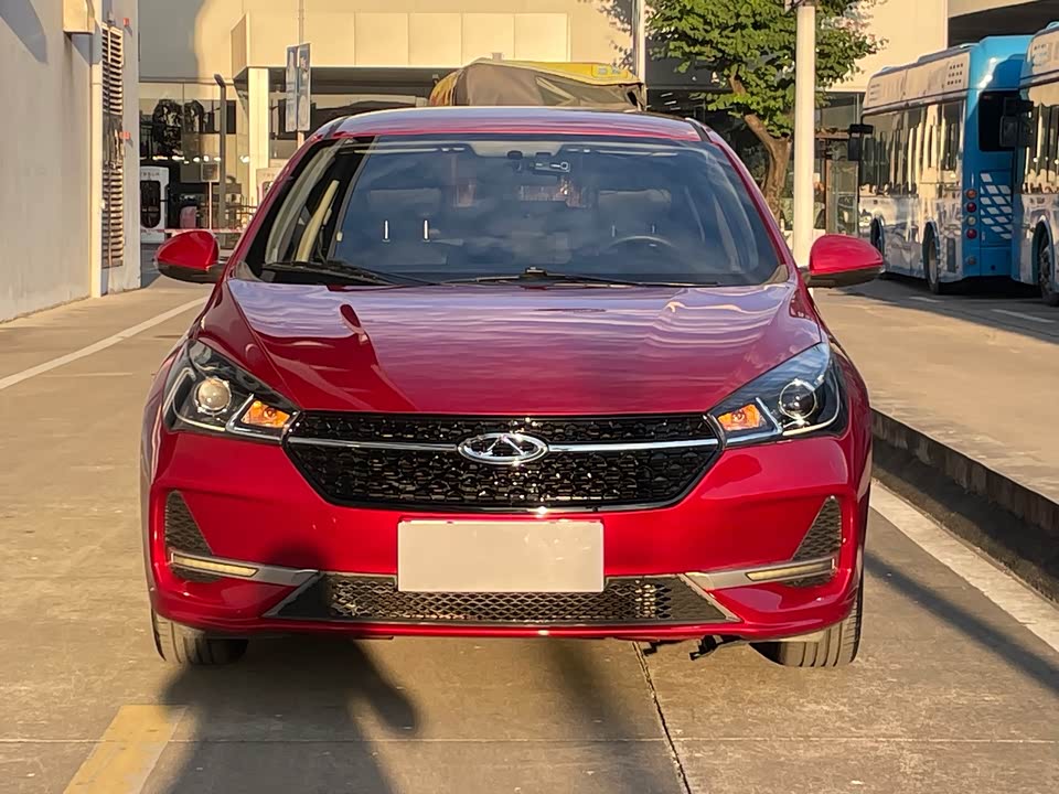 Chery Arrizo 5